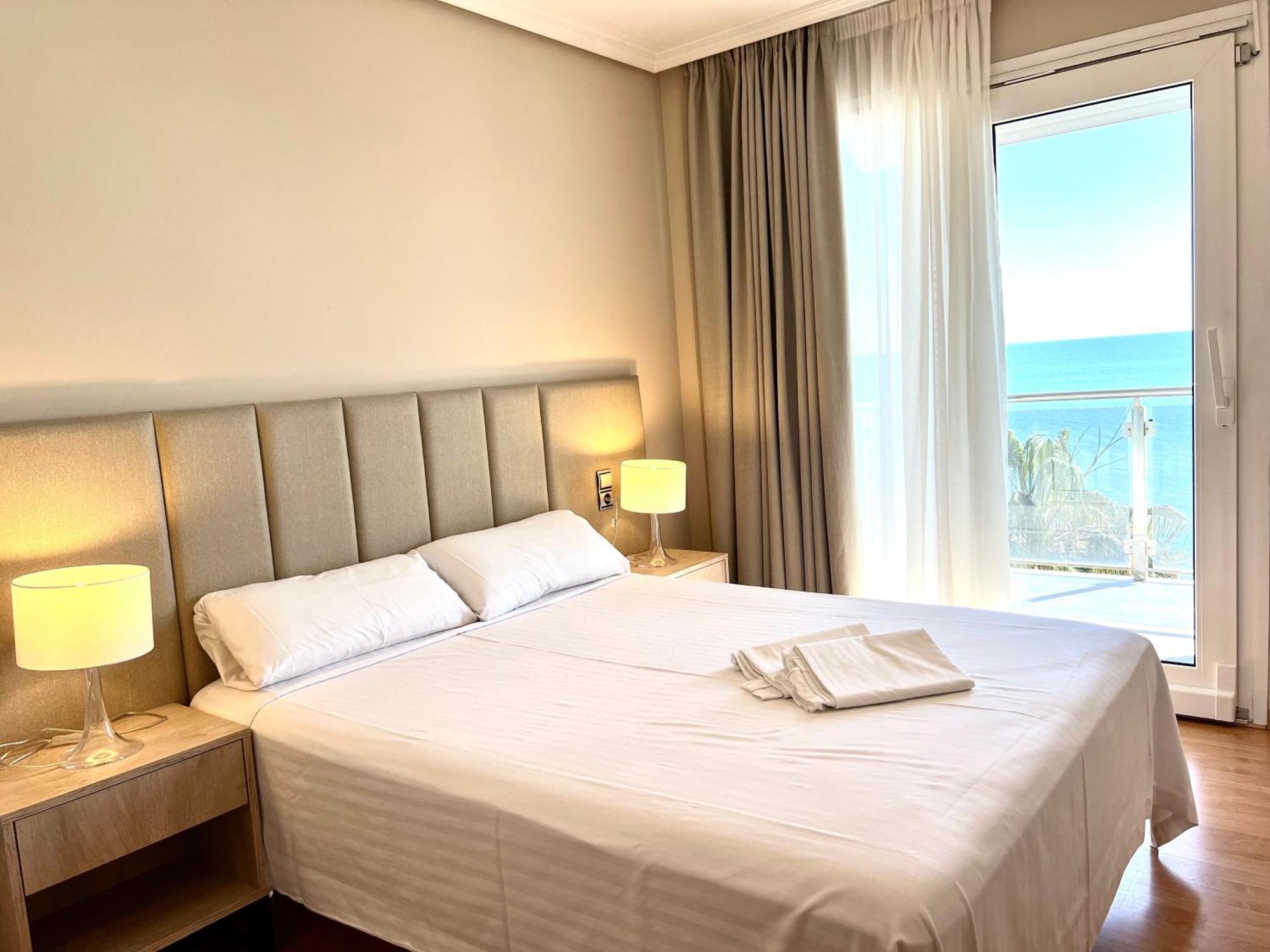 Apartamentos Las Palmas VII Family Only Salou Esterno foto