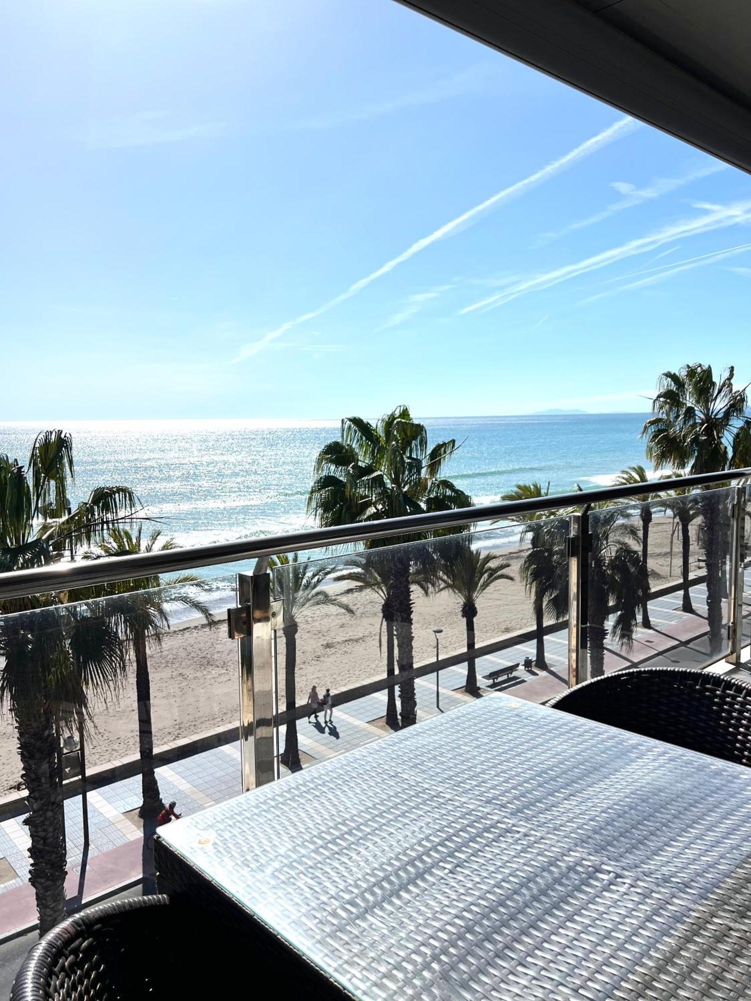 Apartamentos Las Palmas VII Family Only Salou Esterno foto
