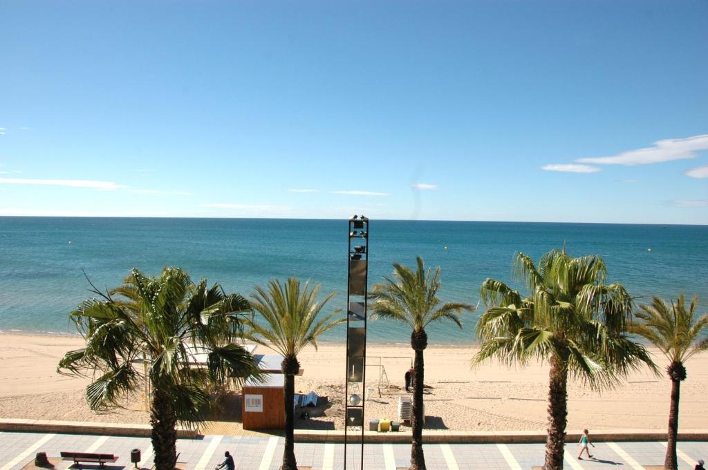 Apartamentos Las Palmas VII Family Only Salou Esterno foto